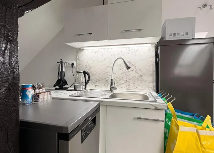 Loft With Parking *